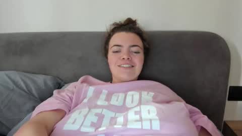 Snapshot of sexy__lizzy__ chatting on 10/21/25, 11:11 Hello dear. I will be glad to meet you.  see you soon. online show from 10/21/25, 11:11