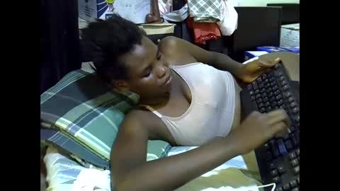 Snapshot of sexy_aliyahh chatting on 06/10/26, 11:31 sexy_aliyahh online show from 06/10/26, 11:31