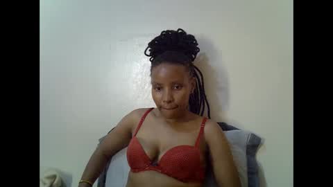Snapshot of sexy_ann1 chatting on 05/19/26, 02:01 Nyagah online show from 05/19/26, 02:01