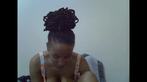 Snapshot of sexy_ann1 chatting on 05/27/26, 02:03 Nyagah online show from 05/27/26, 02:03