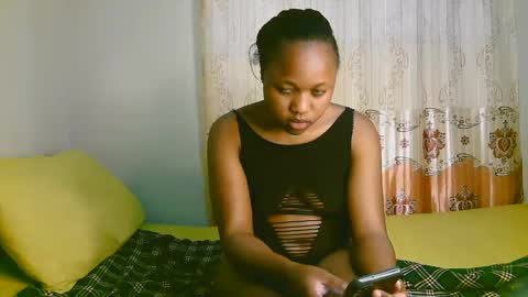 Snapshot of sexy_ariana_2 chatting on 09/25/25, 10:52 Ariana online show from 09/25/25, 10:52