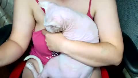 Jessica  Face only in pvt or in snapchat Dont ask more.... online show from 10/20/25, 10:10