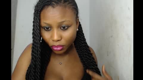 Snapshot of sexy_badgirl2 chatting on 09/28/25, 06:30 Sexy blackgirl2 online show from 09/28/25, 06:30