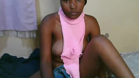 Snapshot of sexy_banice chatting on 06/16/26, 02:14 sexy_banice online show from 06/16/26, 02:14