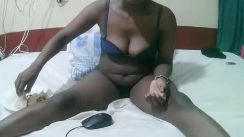 sexy_bbae online show from 10/18/25, 06:08