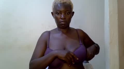 sexy_bigass042 online show from 07/26/26, 06:59