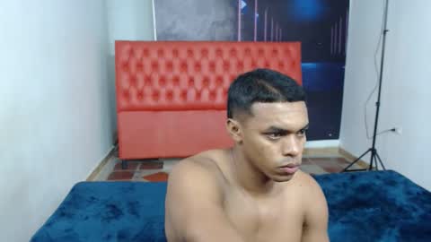 sexy_bigcock01 online show from 12/14/24, 02:23