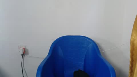 sexy_bluey247 online show from 04/20/26, 06:38
