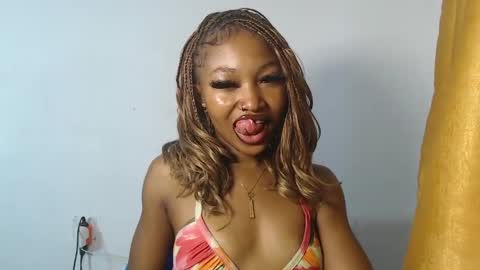 sexy_bluey247 online show from 05/13/26, 06:11