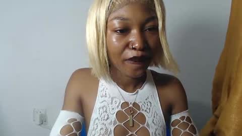 sexy_bluey247 online show from 06/03/26, 02:25