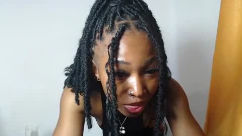 sexy_bluey247 online show from 06/12/26, 03:33