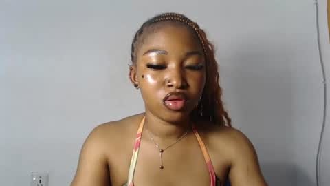 sexy_bluey247 online show from 06/25/26, 05:07