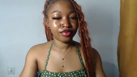 sexy_bluey247 online show from 06/28/26, 04:18