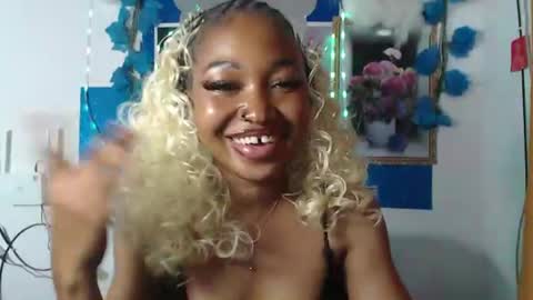 sexy_bluey247 online show from 07/08/26, 04:00