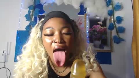 sexy_bluey247 online show from 07/18/26, 04:16
