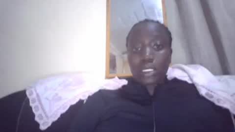 sexy_butty01 online show from 10/26/25, 06:25