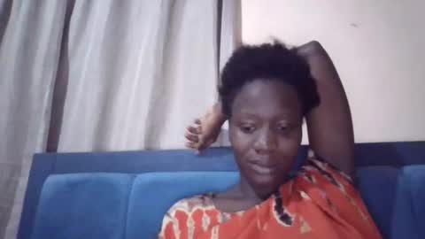 sexy_butty01 online show from 12/13/25, 08:04