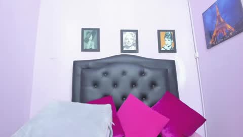 sexy_candy18x online show from 05/15/26, 11:12