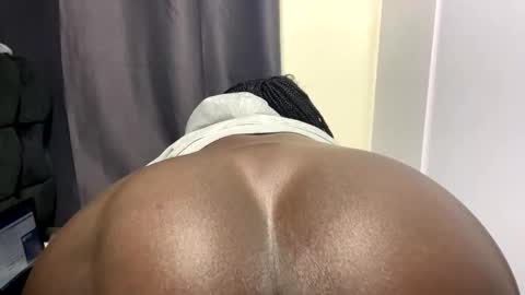 sexy_chocolate001 online show from 05/25/26, 09:54