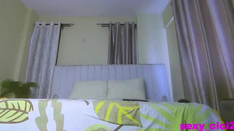 foxxy sweets online show from 11/21/25, 06:23