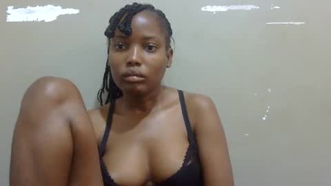 sexy_claude96 online show from 02/03/25, 10:25