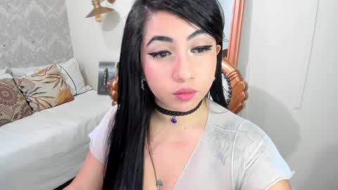  C R I S T A L  online show from 01/11/25, 07:17