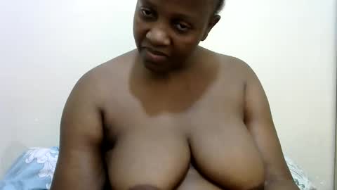 Snapshot of sexy_dee1 chatting on 05/24/26, 05:23 Sweet Dee online show from 05/24/26, 05:23