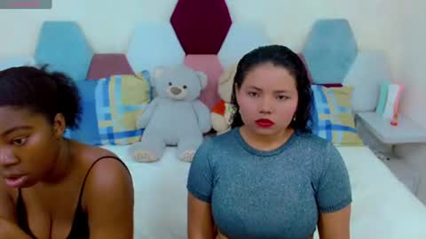 sexy_duo_girl online show from 06/12/26, 04:00