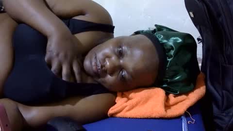 sexy_ebony254 online show from 11/07/25, 01:16