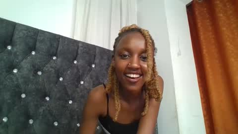 Snapshot of sexy_ebony_nica chatting on 02/13/25, 09:17 sexy_ebony_nica online show from 02/13/25, 09:17