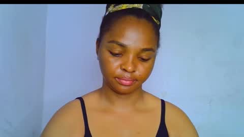 Clara online show from 09/28/25, 02:55