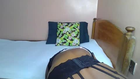 Snapshot of sexy_ellahh chatting on 01/15/26, 12:26 Ellahh online show from 01/15/26, 12:26