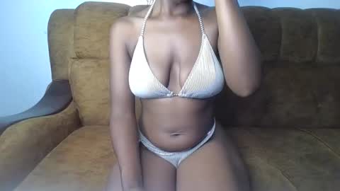 Snapshot of sexy_ellahh chatting on 04/09/26, 09:58 Ellahh online show from 04/09/26, 09:58