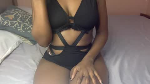 Ellahh online show from 07/06/26, 07:27