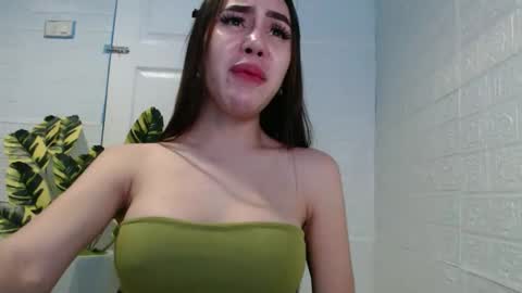 sexy_emily92 online show from 09/27/25, 02:55