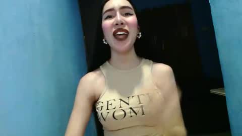 Snapshot of sexy_emily92 chatting on 02/16/26, 07:48 sexy_emily92 online show from 02/16/26, 07:48