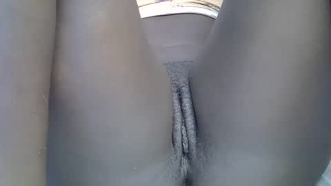 Snapshot of sexy_esther92 chatting on 03/06/25, 05:11 sexy_esther92 online show from 03/06/25, 05:11