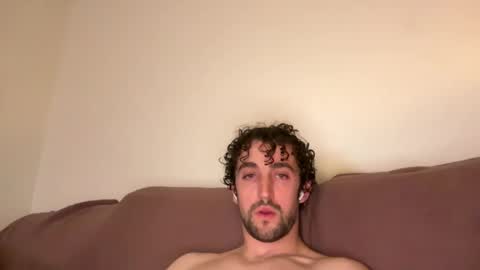 sexy_guy_8 online show from 01/05/25, 12:31