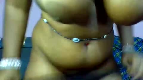 Snapshot of sexy_helle chatting on 03/16/26, 04:29 sexy_helle online show from 03/16/26, 04:29