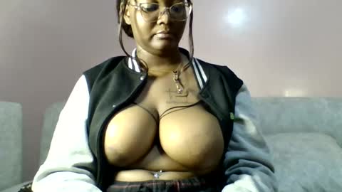 sexy_helle online show from 06/15/26, 02:03