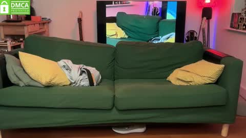 Snapshot of sexy_horney_mike chatting on 11/08/25, 05:45 sexy_horney_mike online show from 11/08/25, 05:45