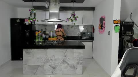 WENDY  MAX  AND VICKY online show from 06/11/26, 05:27