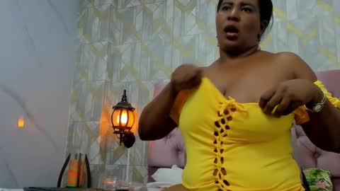 Snapshot of sexy_hot_mature chatting on 03/10/25, 02:28 lina online show from 03/10/25, 02:28