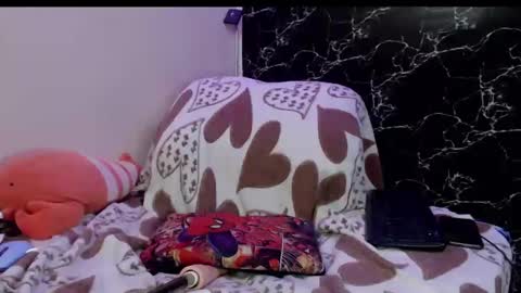    online show from 10/06/25, 02:58