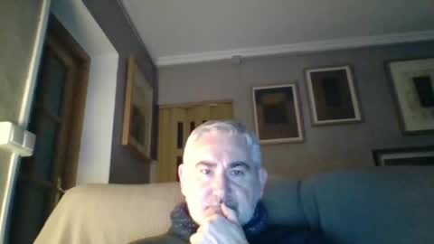Antonio online show from 02/05/25, 06:13