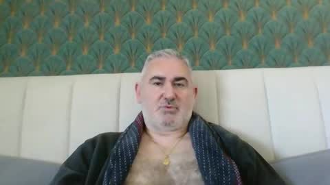 Antonio online show from 04/01/26, 01:41