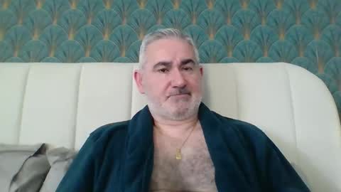 Antonio online show from 04/16/26, 06:25
