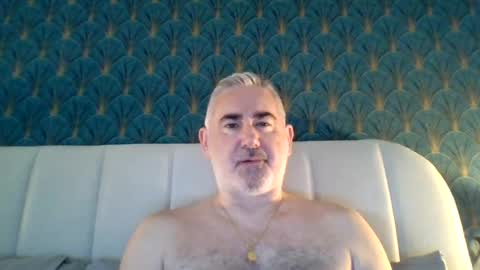Antonio online show from 08/02/26, 06:12
