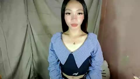 Snapshot of sexy_jeann chatting on 12/16/25, 07:46 Shane online show from 12/16/25, 07:46