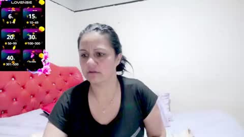 Jhoan online show from 06/15/26, 06:26